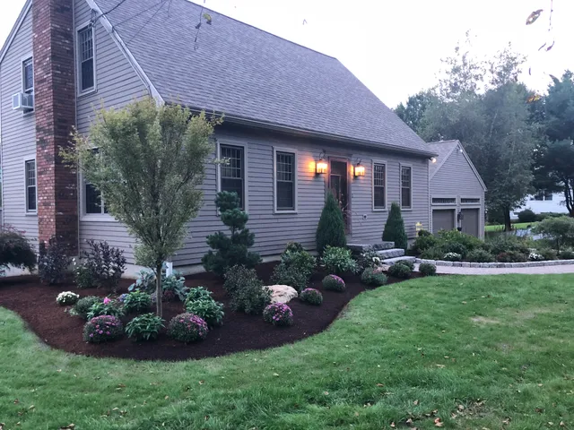 work photo from lawnworks-ma.com