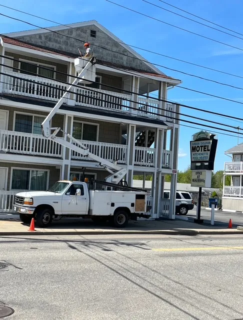 work photo from atlanticroofing-maine.com