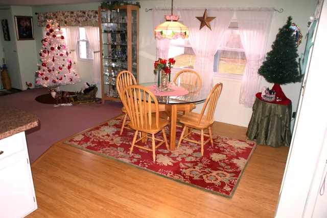 work photo from elmparkflooring.com