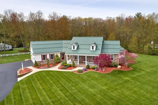 work photo from usmetalroofing.com