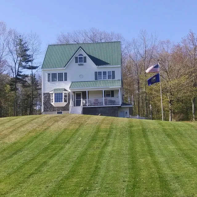 Darisse Landscape Maintenance LLC work photo