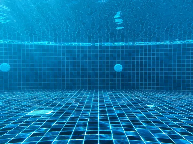 work photo from seacoastpoolservice.com