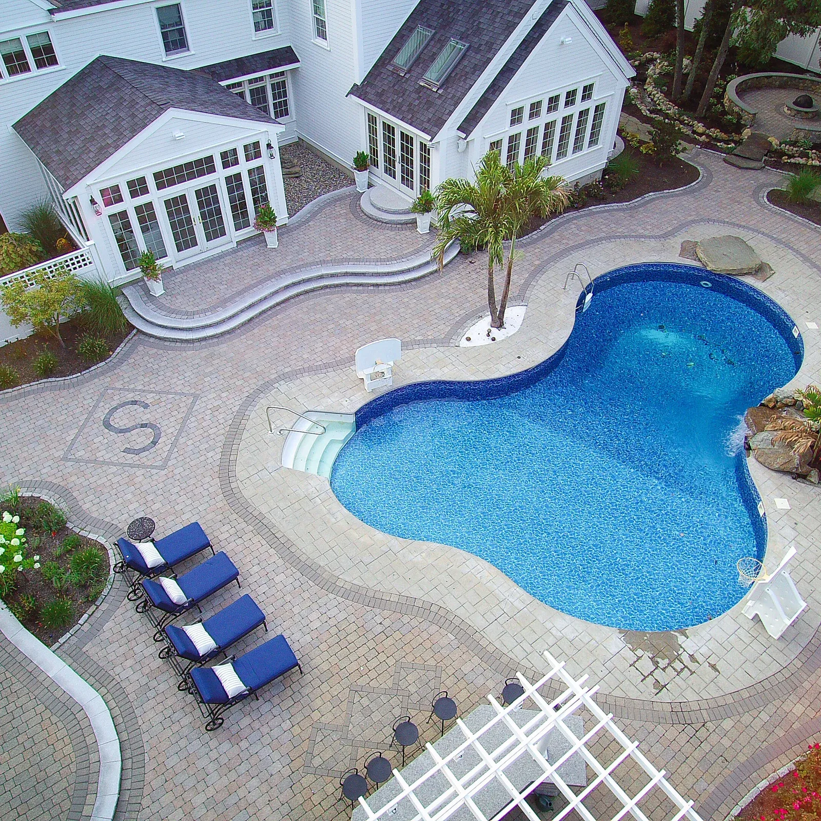 DRAGONFLY PONDS & PATIOS LLC researched project photo