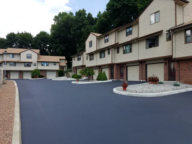 Asphalt Repair Solutions Inc work photo