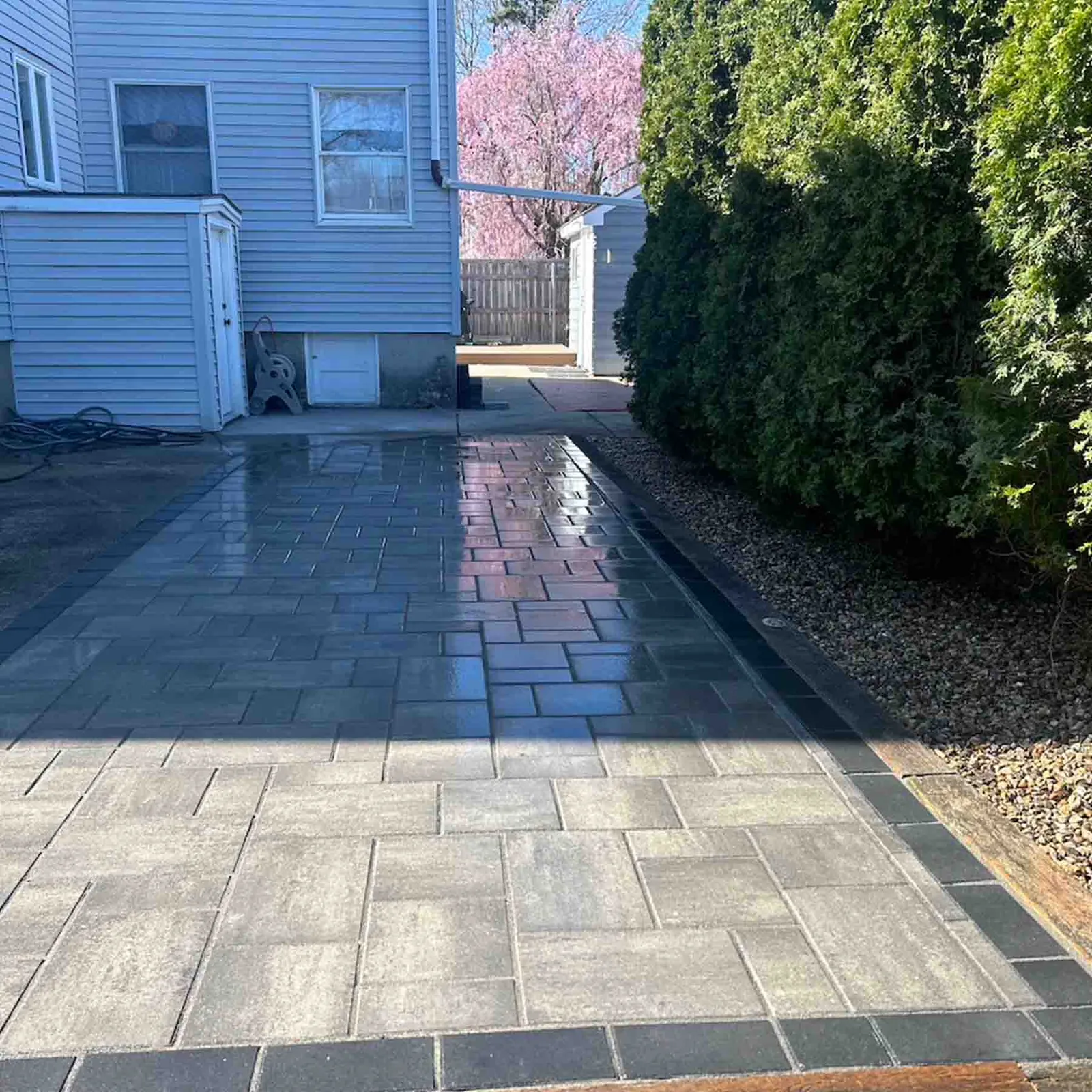 work photo from oscarandsonslandscaping.com