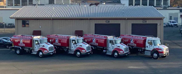 Federal Oil work photo