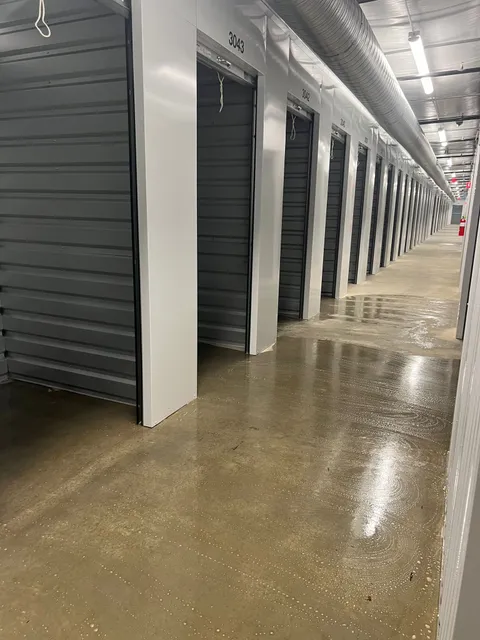 Vega Cleaning Service LLC