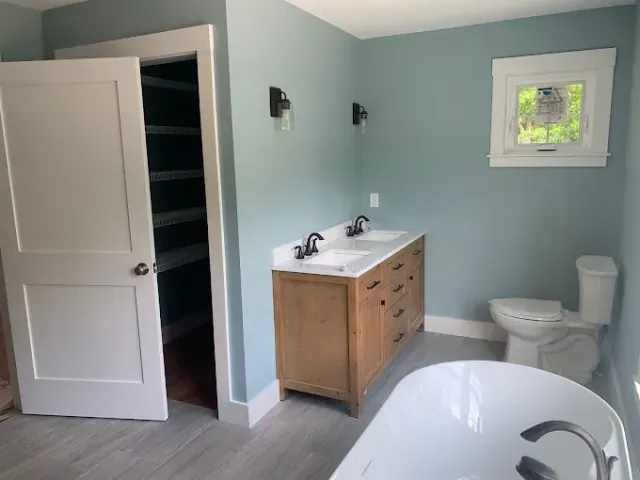 work photo from westernmainepainting.com