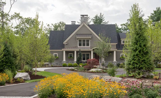 Amherst Custom Craftsman