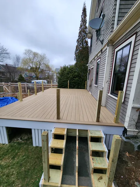 work photo from bostondecksinc.com