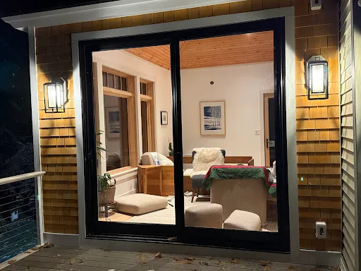 Review photo by Timothy Lin