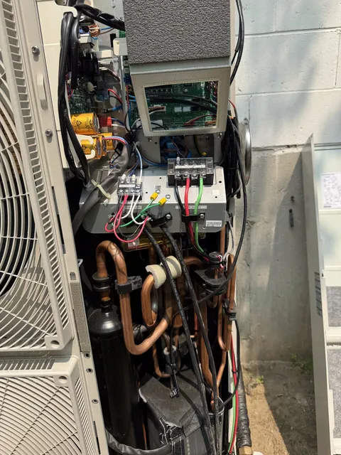 Outdoor HVAC unit electrical wiring and connections