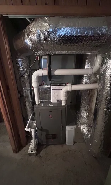 New Rheem furnace installation near Barrington NH