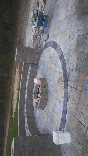 work photo from royalstonelandscapeconstruction.com