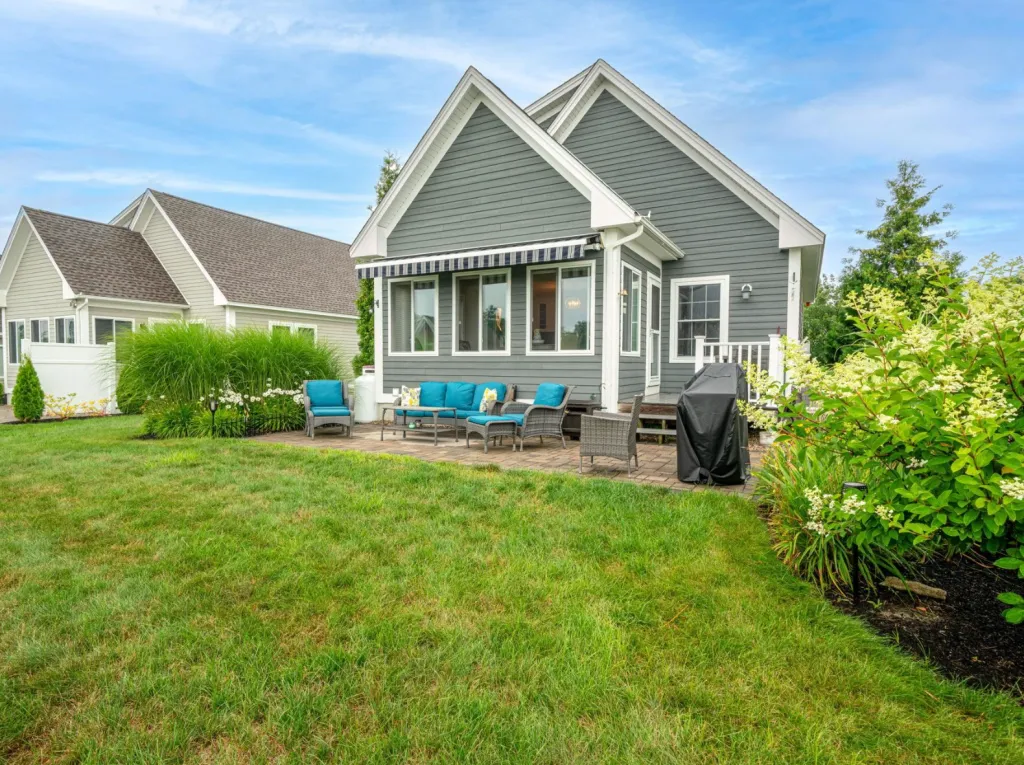 19 TRANQUILITY TURN LANE, #19 Laconia, NH