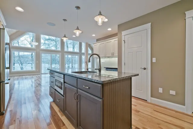 work photo from mainecohomes.com
