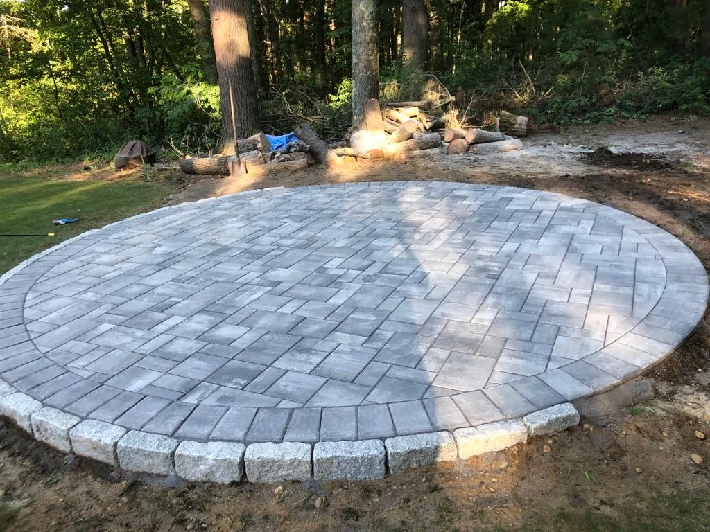 work photo from royalstonelandscapeconstruction.com