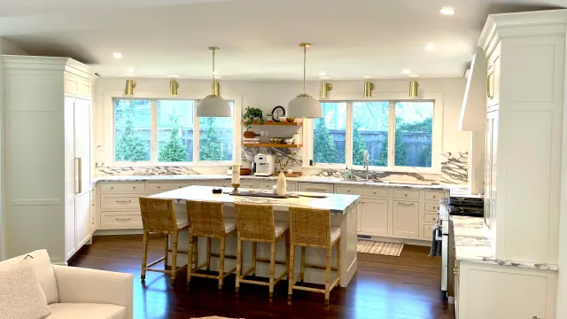 Bright, modern kitchen with island seating.