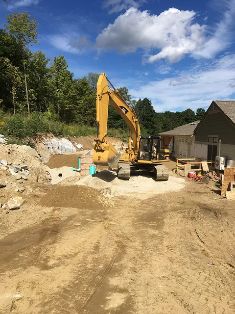 MODERN EXCAVATION work photo