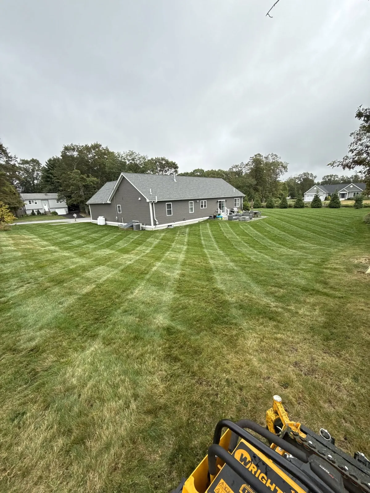 work photo from limitlesslandscapeconstruction.com