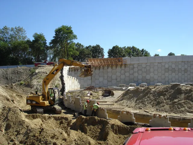 Earthmovers, Inc work photo