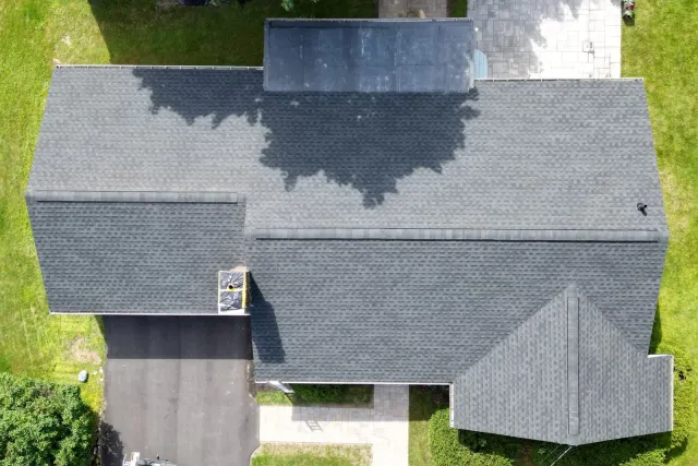 work photo from senroofing.com