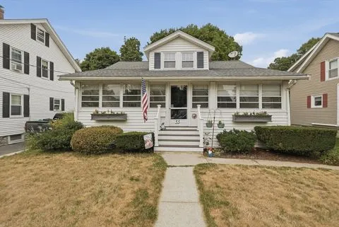 55 Lakewood Rd Weymouth MA 02190