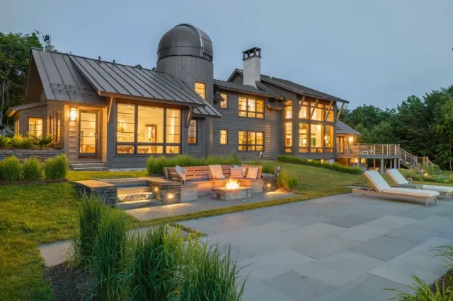 Billings Hill Residence