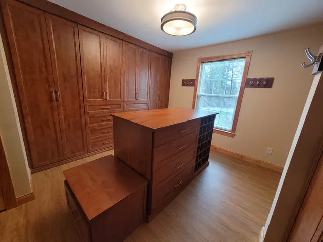 Custom Closets of Maine work photo