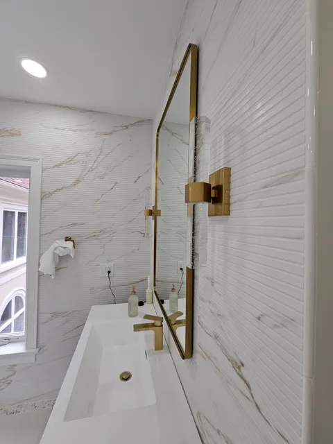 Crown's Tile Solution