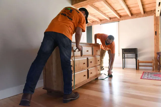Big Hill Movers work photo