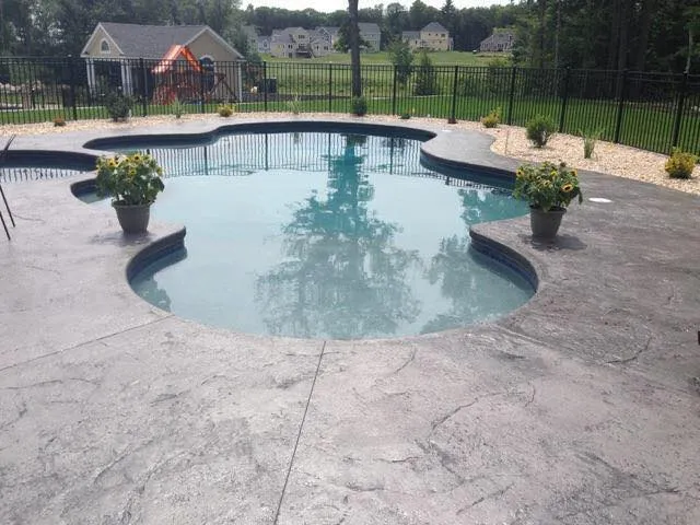 work photo from pooldesignandrenovations.com