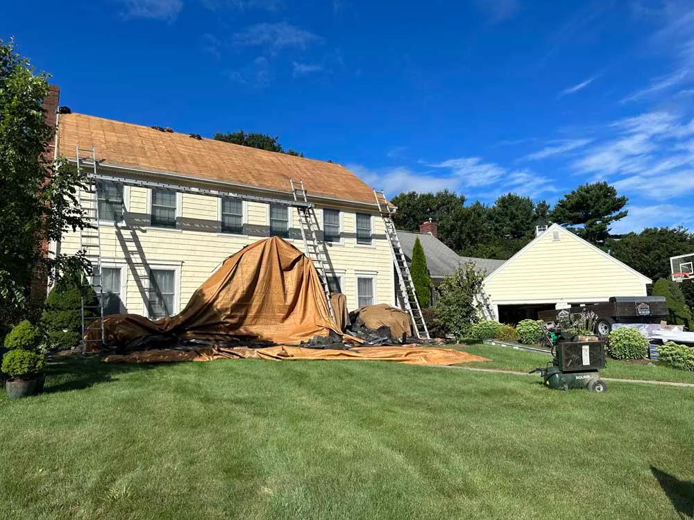 work photo from cochraneroofingsiding.com