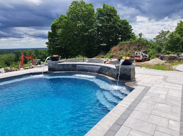 V Menzone Landscaping work photo