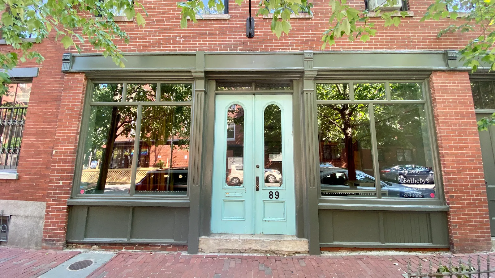 Jessica Later & JL+CoRE - Real Estate & Property Management Agency