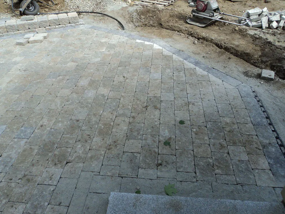 work photo from toppinglandscaping.com