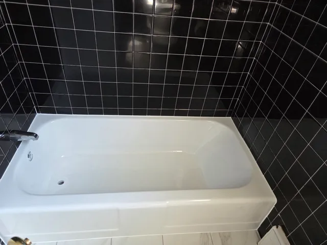 A Plus Classic Bathtubs work photo