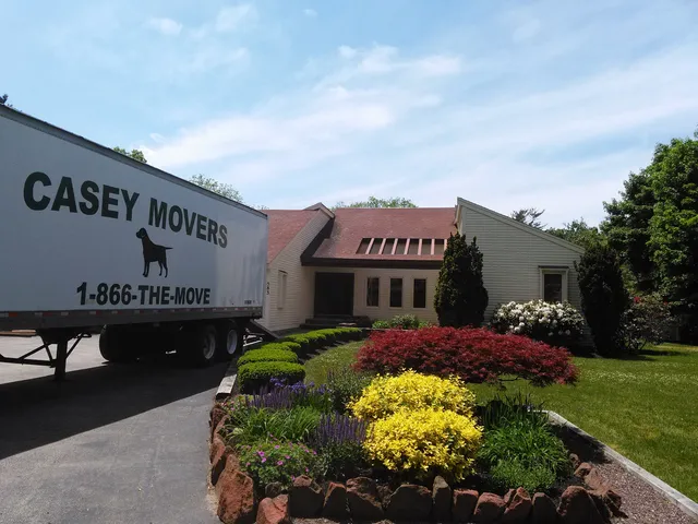 Casey Movers work photo