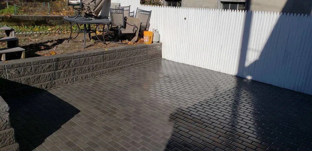Finished paver patio