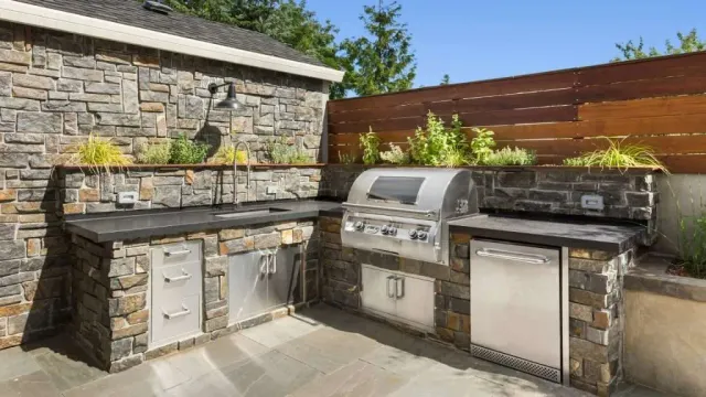 Outdoor kitchen setup
