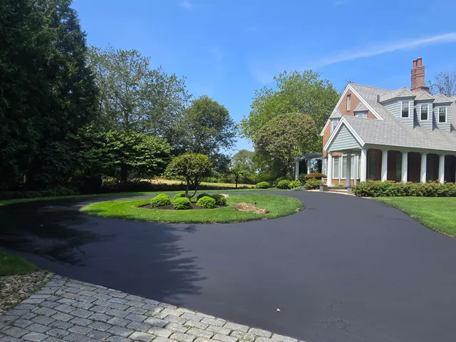 Quality Asphalt Sealcoating, LLC work photo