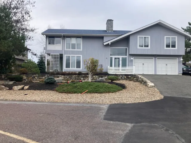 De Leon Landscaping & Construction Inc work photo