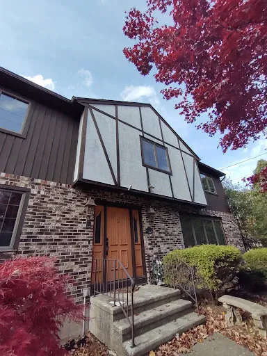 Review photo by Anthony Capezzali