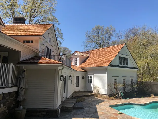 work photo from flyingcolorsroofing.com