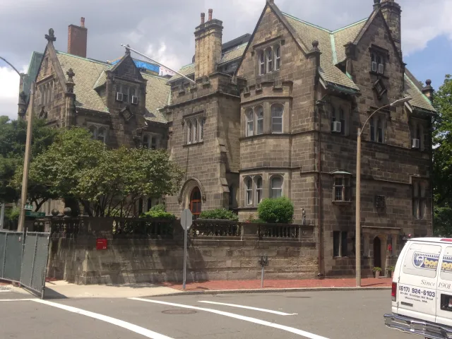 Renovation of high profile building in Boston  Services provided:  - OSHA certified scaffolding  - Complete vine removal  - Dust controlled cutting of mortar joints  - Repointing of mortar joints  - Removing and replacing stone  - Patching of stone