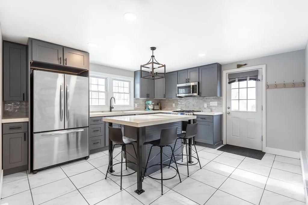 Zack Harwood Real Estate at Berkshire Hathaway HomeServices Warren Residential