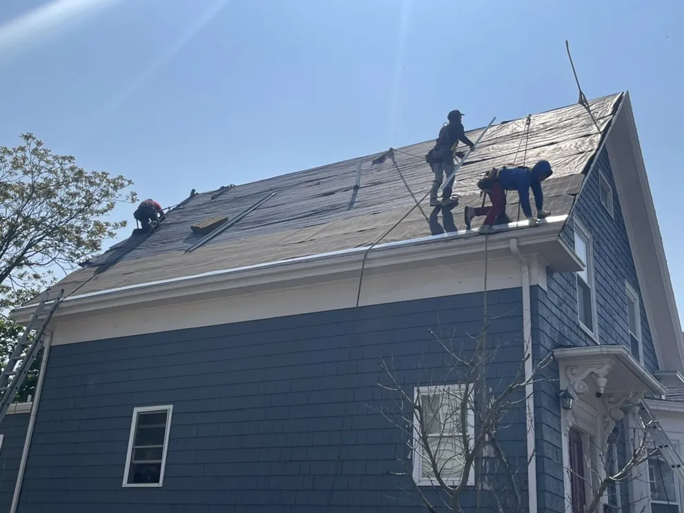 Commonwealth Roofing and Siding