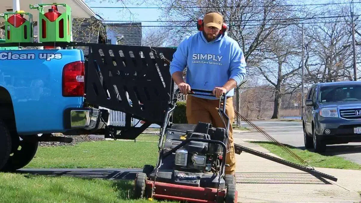 work photo from simplylawncareservices.com