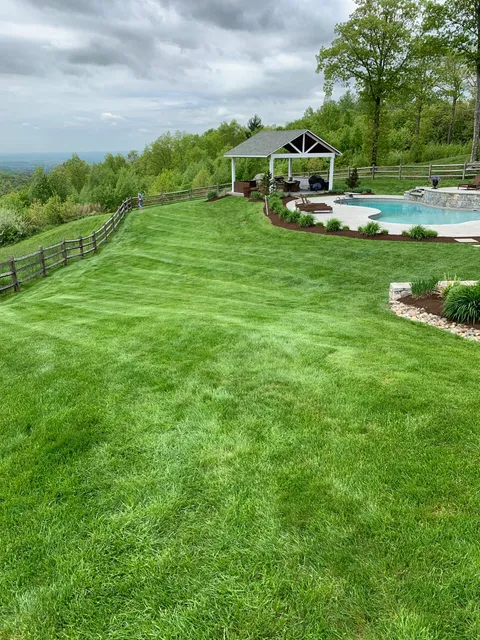 work photo from keithishamlandscapingllc.com