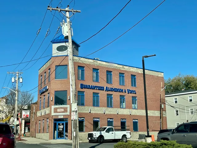 GUARANTEED ALUMINUM & VINYL work photo